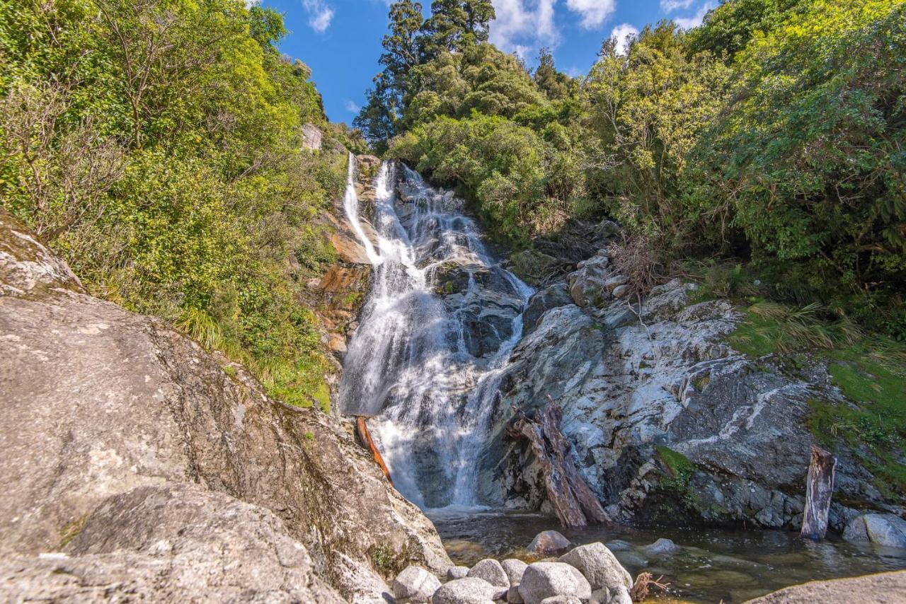 Lake Brunner Eco Lodge Moana Екстериор снимка